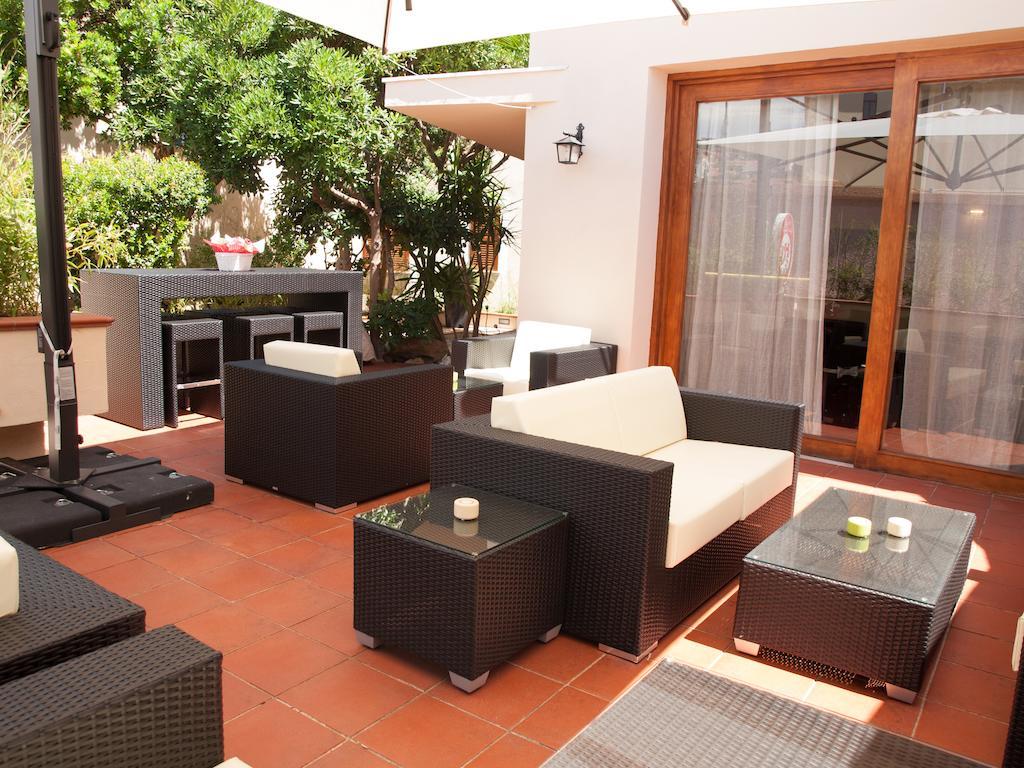 Hotel Garibaldi La Maddalena  Exterior photo